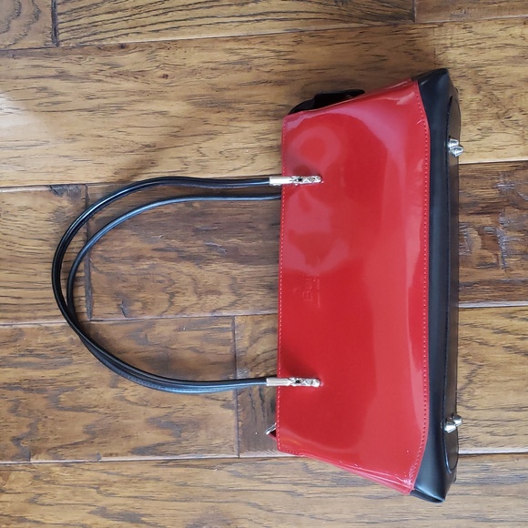 Red Beijo purse - Picture 5 of 8